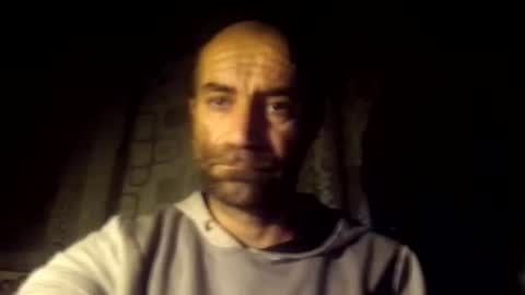 Snapshot of xploid1982 chatting on 12-25-24, 01:20 xploid1982 online show from 12-25-24, 01:20