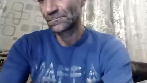 Snapshot of xploid1982 chatting on 11-15-25, 09:54 xploid1982 online show from 11-15-25, 09:54