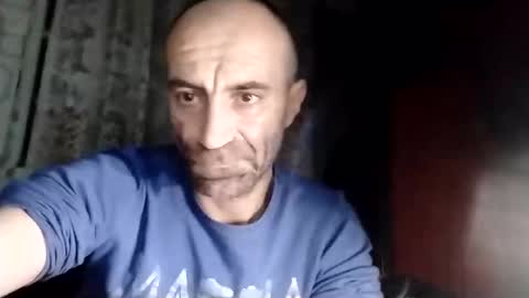 Snapshot of xploid1982 chatting on 11-18-25, 02:39 xploid1982 online show from 11-18-25, 02:39