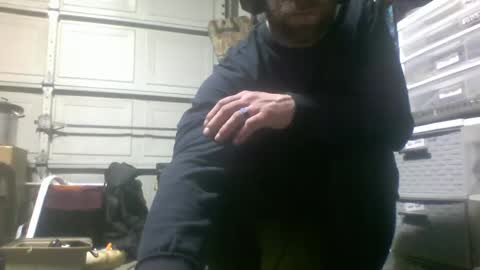 Xploringus online show from 02-15-25, 04:23