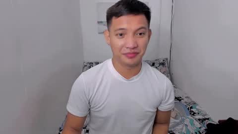 xsebastian19 online show from 02-12-25, 07:13