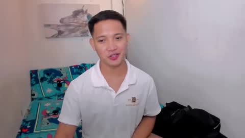 xsebastian19 online show from 12-18-25, 11:22