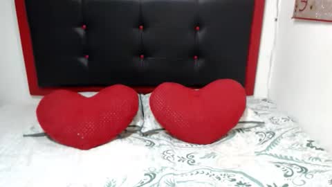 Snapshot of xshopyx chatting on 11-10-25, 03:38 xshopyx online show from 11-10-25, 03:38