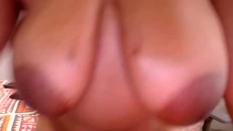 Snapshot of xspiketeex chatting on 02-21-25, 02:59 spykeXtee online show from 02-21-25, 02:59