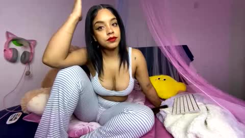 xStarGazingx online show from 03-07-25, 12:34