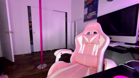 xStarGazingx online show from 01-08-26, 04:15