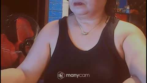 Snapshot of xsw33t_joy69x chatting on 06-05-26, 12:33 joy online show from 06-05-26, 12:33