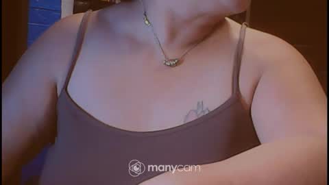 Snapshot of xsw33t_joy69x chatting on 06-08-26, 02:28 joy online show from 06-08-26, 02:28