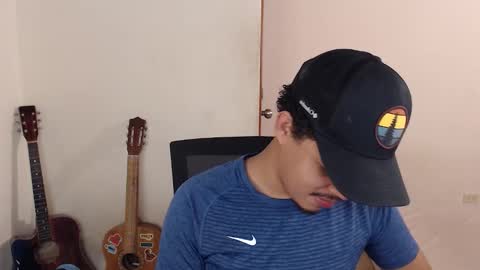 xtranherr online show from 10-21-25, 02:34