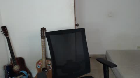 xtranherr online show from 11-08-25, 03:07