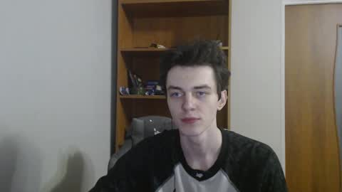 traqqq online show from 11-17-25, 08:25