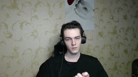 Snapshot of xtraqqq chatting on 03-15-26, 03:18 traqqq online show from 03-15-26, 03:18