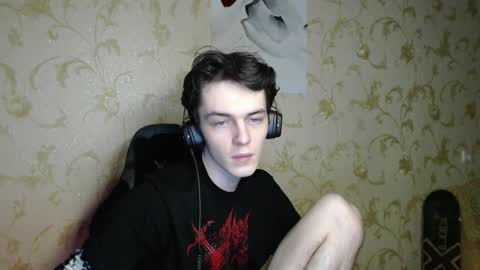 Snapshot of xtraqqq chatting on 03-18-26, 10:13 traqqq online show from 03-18-26, 10:13