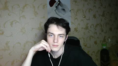 Snapshot of xtraqqq chatting on 03-30-26, 07:37 traqqq online show from 03-30-26, 07:37