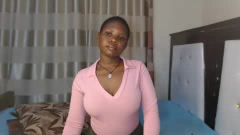 Snapshot of xumamaya chatting on 01-21-25, 01:18 hey its Mayah online show from 01-21-25, 01:18