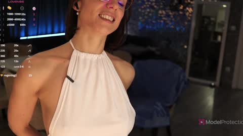 FrancyStepmom and YStepson    INTERESTED IN A GIRL-GIRL COLLABORATION  TEXT ME HERE  or INSTAGRAM online show from 02-13-26, 05:09