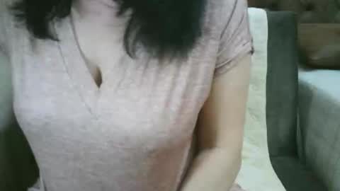 Snapshot of xxalexis chatting on 02-19-26, 08:16 HotMomAlex online show from 02-19-26, 08:16