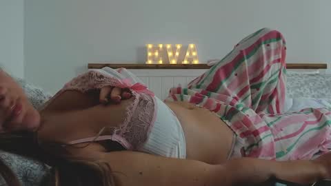 Eva online show from 11-06-25, 06:36