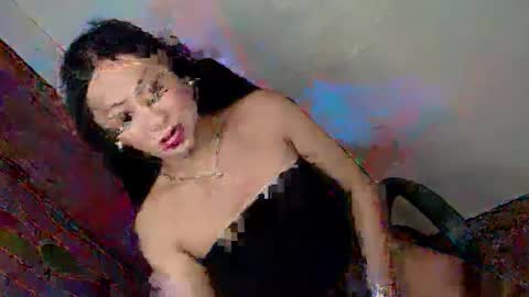 Snapshot of xxexpensive_candy chatting on 11-06-25, 12:55 Janae online show from 11-06-25, 12:55