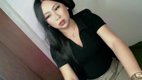Snapshot of xxexpensive_candy chatting on 03-21-26, 06:18 Janae online show from 03-21-26, 06:18