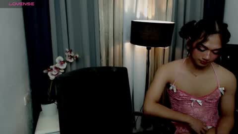 Sophie online show from 02-25-25, 02:00