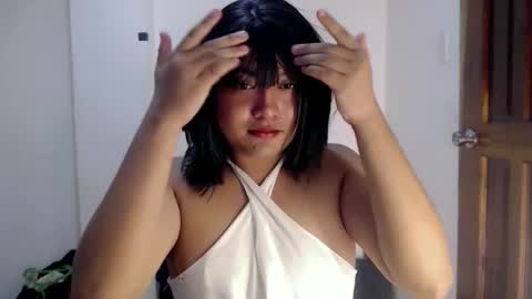 Snapshot of xxhotloyd_cummerx chatting on 05-04-26, 01:51 Loyd online show from 05-04-26, 01:51