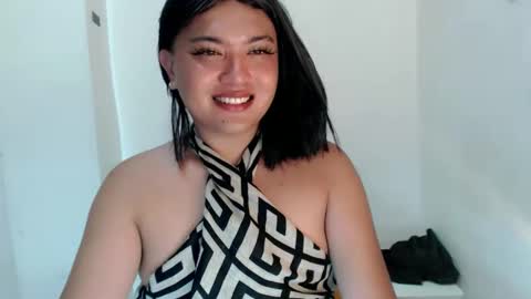 Snapshot of xxhotloyd_cummerx chatting on 05-12-26, 06:38 Loyd online show from 05-12-26, 06:38