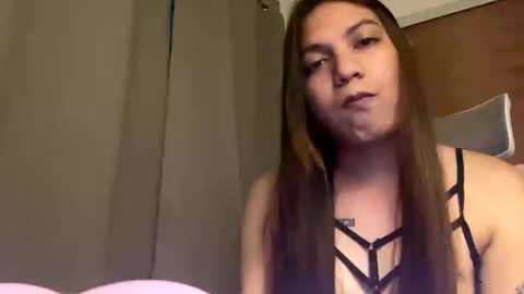 Snapshot of xxjulielovesyouxx chatting on 11-08-25, 09:20 July online show from 11-08-25, 09:20