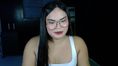 Kylie Smith online show from 10-14-25, 08:09