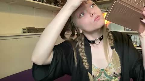 Snapshot of xxloveanastasia chatting on 11-12-25, 07:24 LoveAnastasia online show from 11-12-25, 07:24