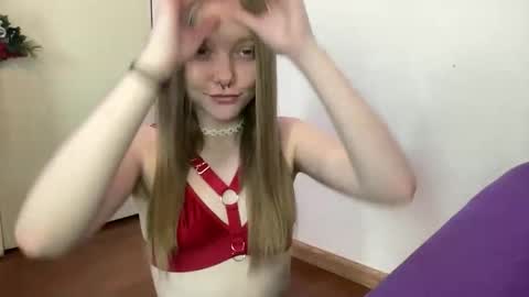 LoveAnastasia online show from 12-18-25, 04:57