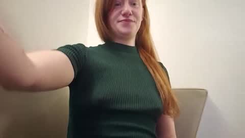 Snapshot of xxmariebliss chatting on 05-21-26, 12:12 xxmariebliss online show from 05-21-26, 12:12
