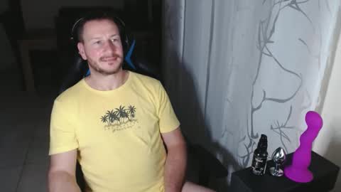 Snapshot of xxmettexx chatting on 01-04-25, 11:17 xxmettexx online show from 01-04-25, 11:17