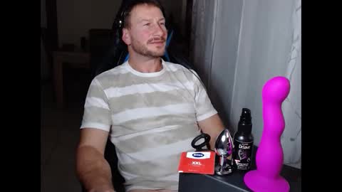 Snapshot of xxmettexx chatting on 12-13-25, 10:59 xxmettexx online show from 12-13-25, 10:59