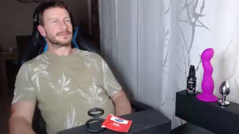 Snapshot of xxmettexx chatting on 02-15-26, 08:16 xxmettexx online show from 02-15-26, 08:16