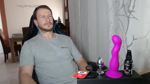 Snapshot of xxmettexx chatting on 02-22-26, 02:15 xxmettexx online show from 02-22-26, 02:15