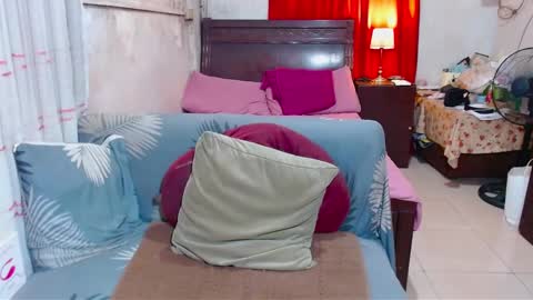 Snapshot of xxmiranda_greyxx chatting on 03-02-25, 01:15 sexyyanna4u online show from 03-02-25, 01:15