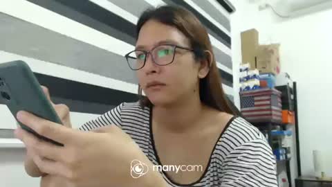 Snapshot of xxmonsterbigcockxx chatting on 01-23-25, 11:04  Kaycee  online show from 01-23-25, 11:04