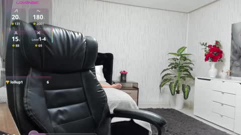 Snapshot of xxsecretdesirexx chatting on 10-20-25, 09:26 xxsecretdesirexx Catalina online show from 10-20-25, 09:26