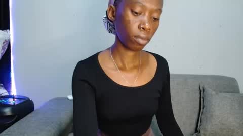 Snapshot of xxsexytalia28 chatting on 10-21-25, 10:10 xxsexytalia28 online show from 10-21-25, 10:10