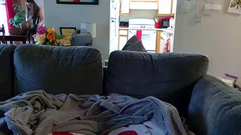 Strawberry Jane online show from 01-12-25, 07:31