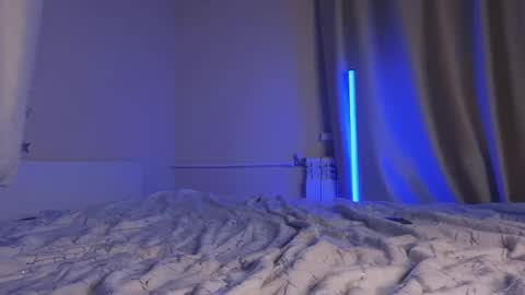 Snapshot of xxtina_ chatting on 12-17-24, 05:51 kristina usually everyday here started GMT3 online show from 12-17-24, 05:51