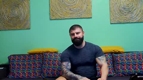 Snapshot of xxtreamleonard chatting on 01-08-25, 04:44 Xtream Leonard online show from 01-08-25, 04:44