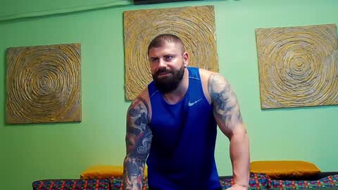 Snapshot of xxtreamleonard chatting on 01-31-25, 10:52 Xtream Leonard online show from 01-31-25, 10:52