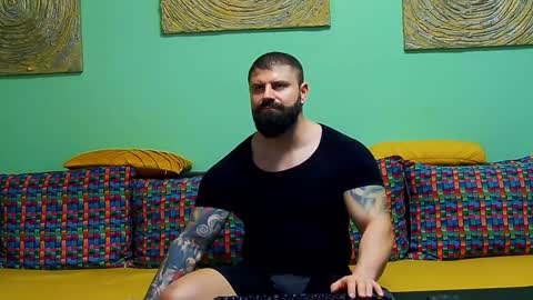 Snapshot of xxtreamleonard chatting on 02-03-25, 02:34 Xtream Leonard online show from 02-03-25, 02:34