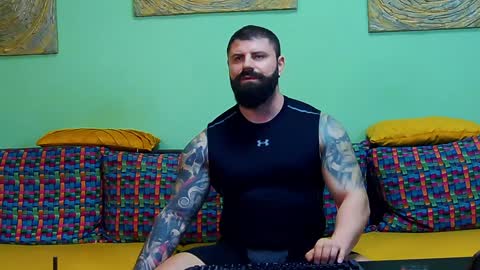 Snapshot of xxtreamleonard chatting on 02-08-25, 08:10 Xtream Leonard online show from 02-08-25, 08:10