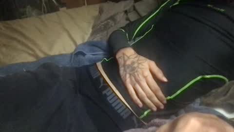 Snapshot of xxx_crow_xxx chatting on 10-13-25, 02:39 xxx_crow_xxx online show from 10-13-25, 02:39