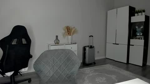 xxx_leila online show from 07-04-26, 10:32