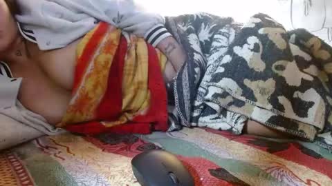 Snapshot of xxx_morena chatting on 12-10-24, 02:17 LILI online show from 12-10-24, 02:17