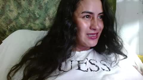 Snapshot of xxx_morena chatting on 01-02-25, 04:09 LILI online show from 01-02-25, 04:09